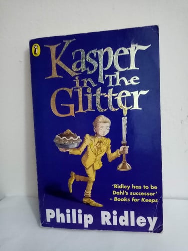Kasper in the Glitter